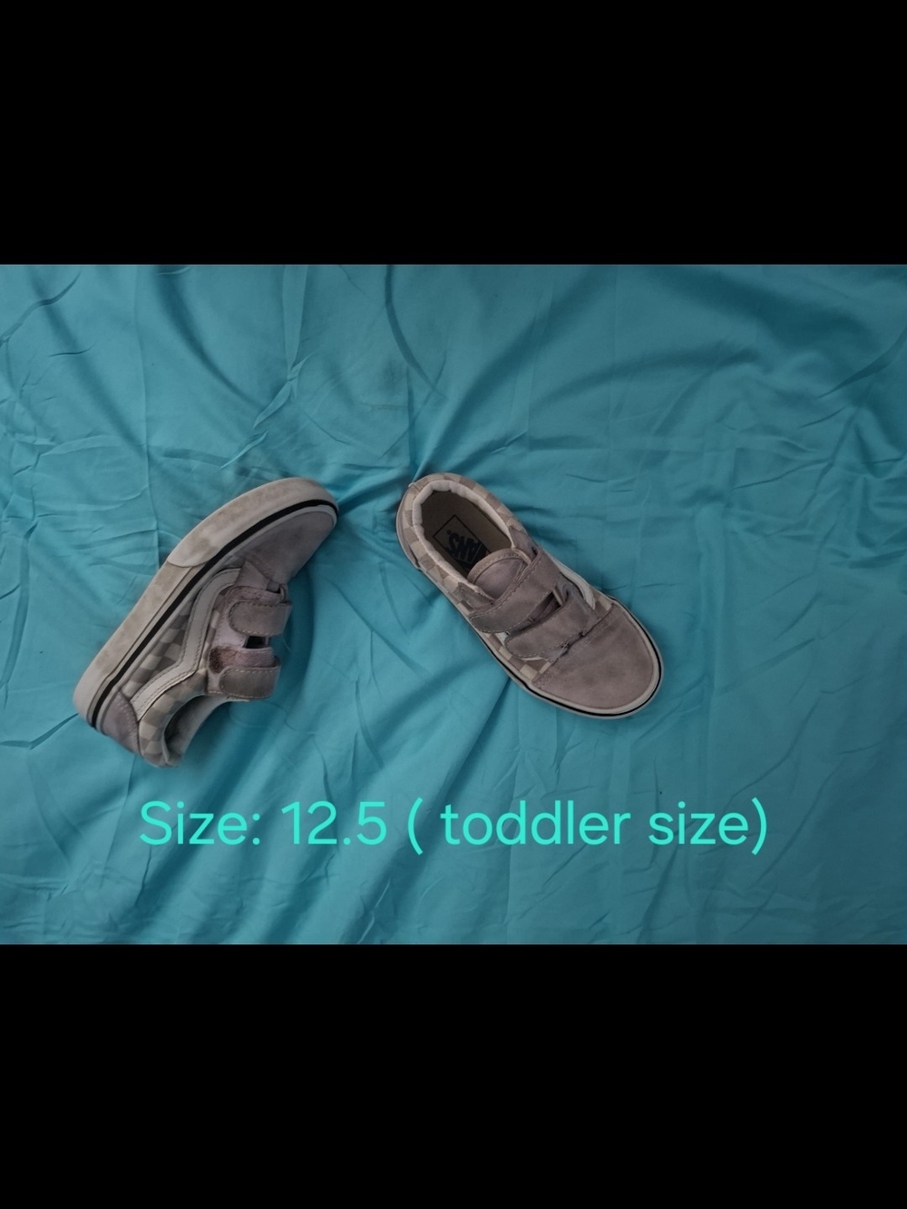 Vans Toddler Velcro Sneakers in Light Gray